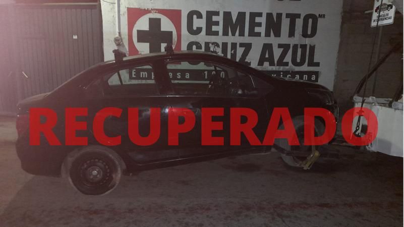 Recuperan auto con reporte de robo en San Pedro Cholula