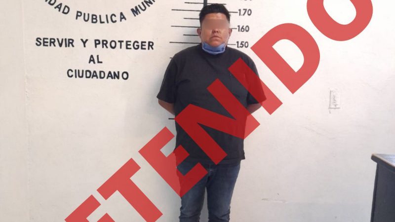 Detienen en San Pedro Cholula a hombre con auto presuntamente robado