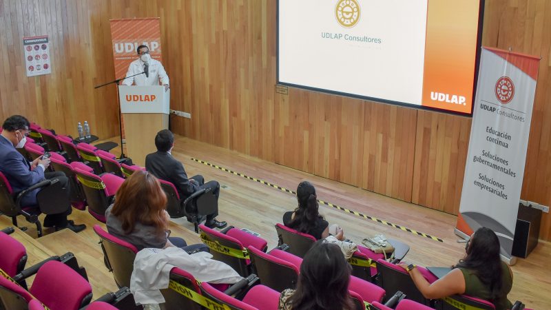Participan alumnos de la UDLAP en programa de Patología Molecular con el Hospital Ángeles de Puebla