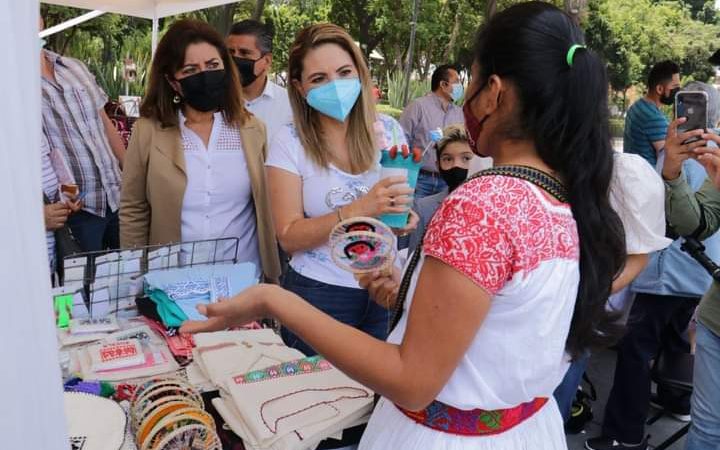 Realizan “Feria del Autoempleo para Grupos Vulnerables” en San Pedro Cholula