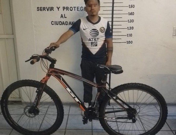 Está acusado de robar una bicicleta en San Pedro Cholula