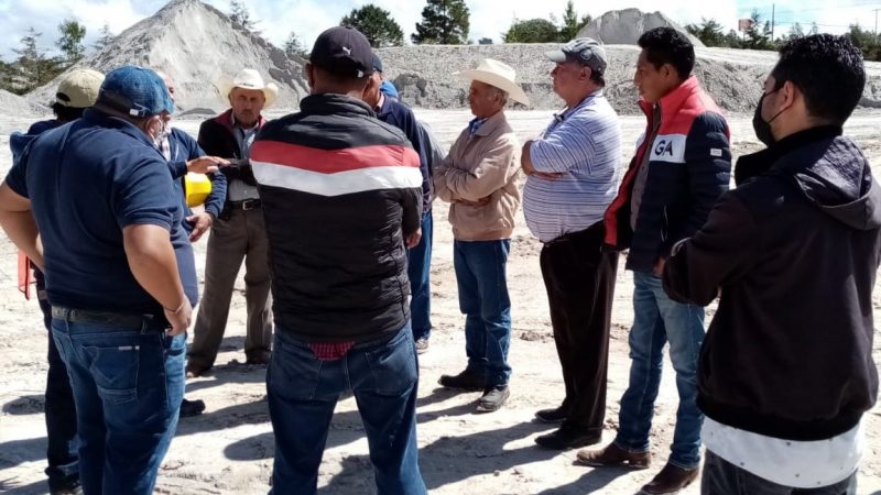 Supervisan autoridades de Zacatlán funcionamiento de la empresa minera en “Las Lajas”