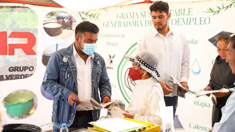 Capacitan a productores de San Andrés Cholula sobre el uso de tecnologías verdes