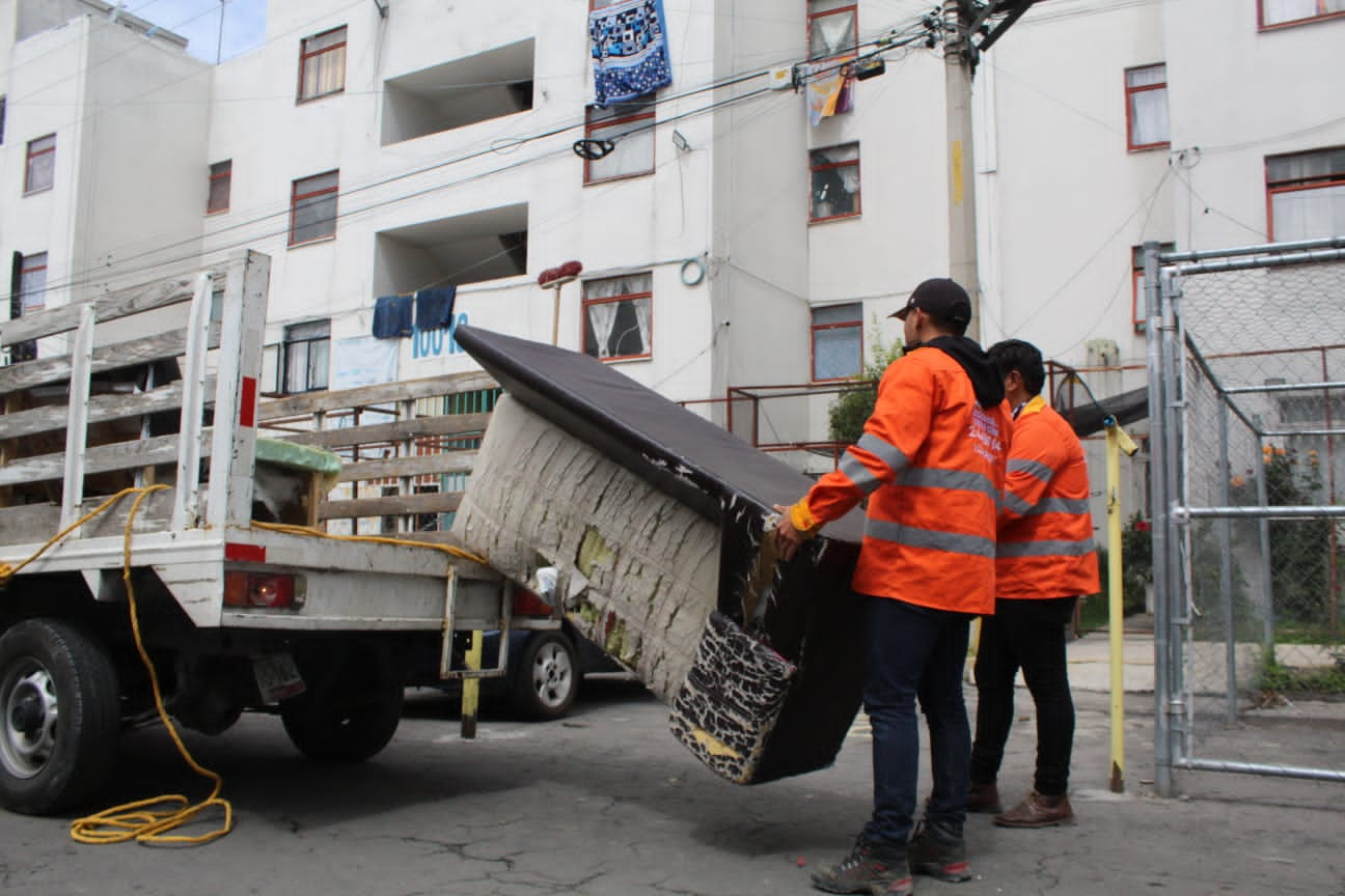 Mantiene ayuntamiento de Puebla programa de descacharrización