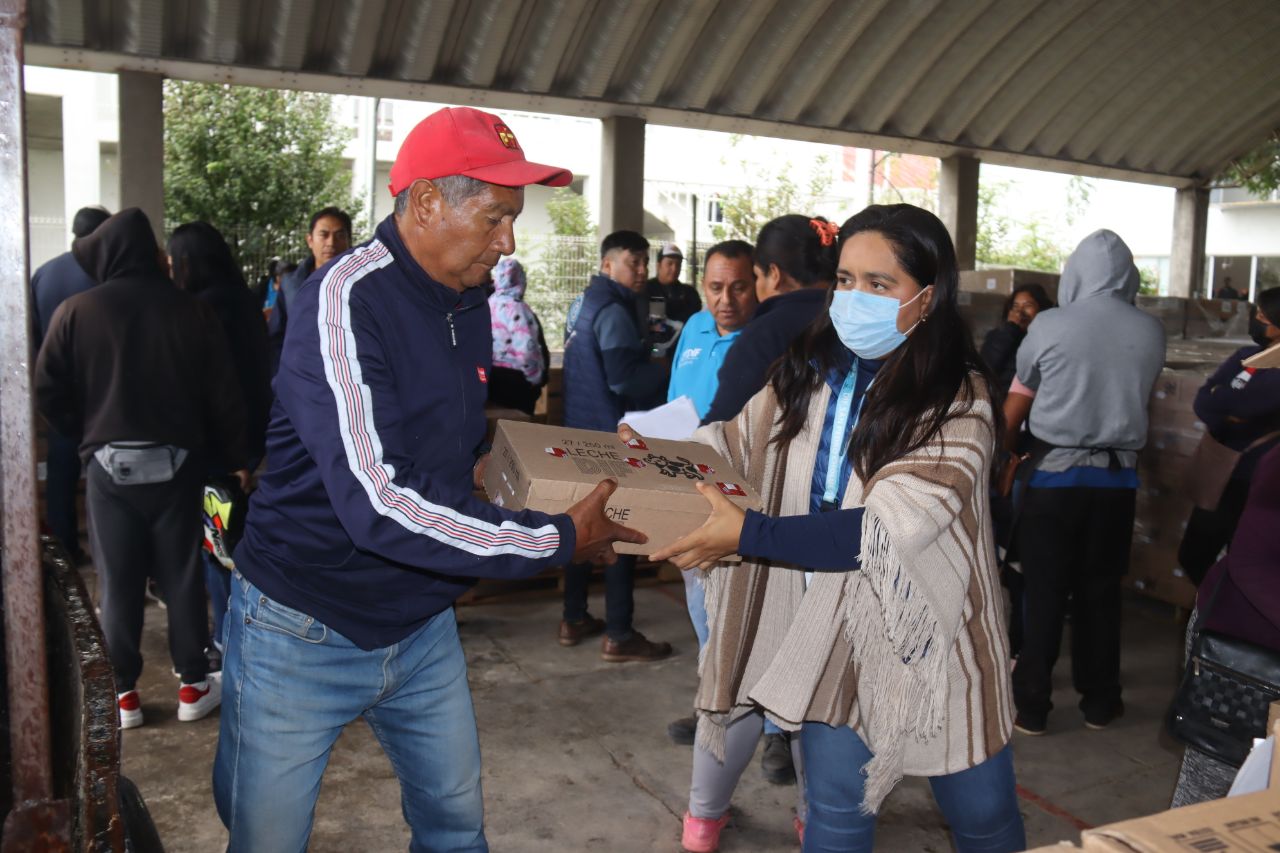 Dota San Pedro Cholula de desayunos escolares en 33 instituciones