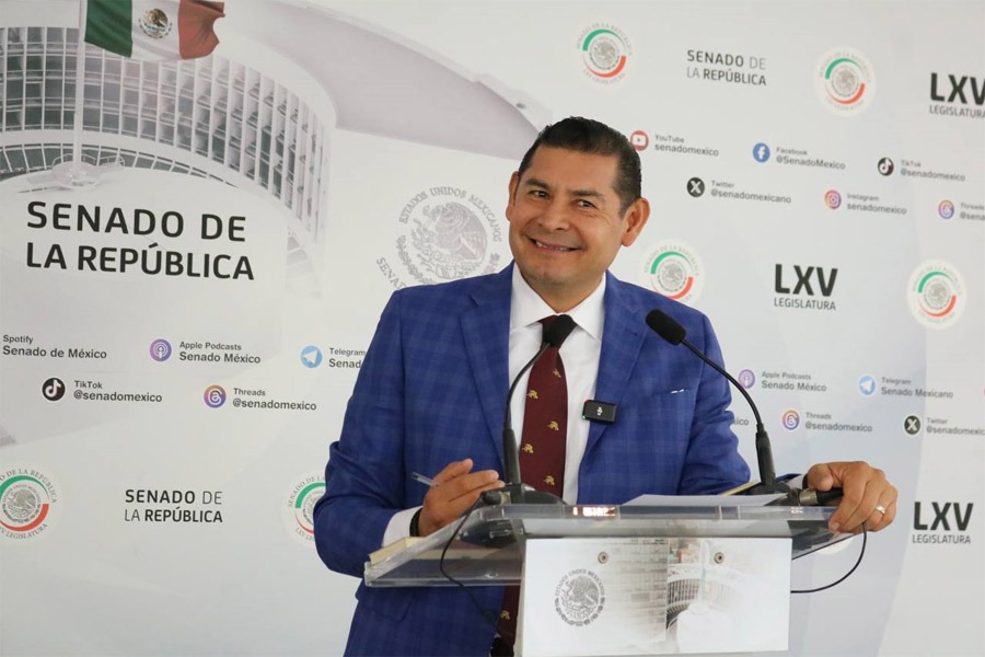 Regresa Alejandro Armenta al Senado por lealtad a AMLO