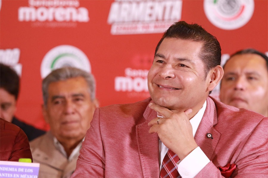 Promoverá Alejandro Armenta iniciativa contra violencia digital a la mujer