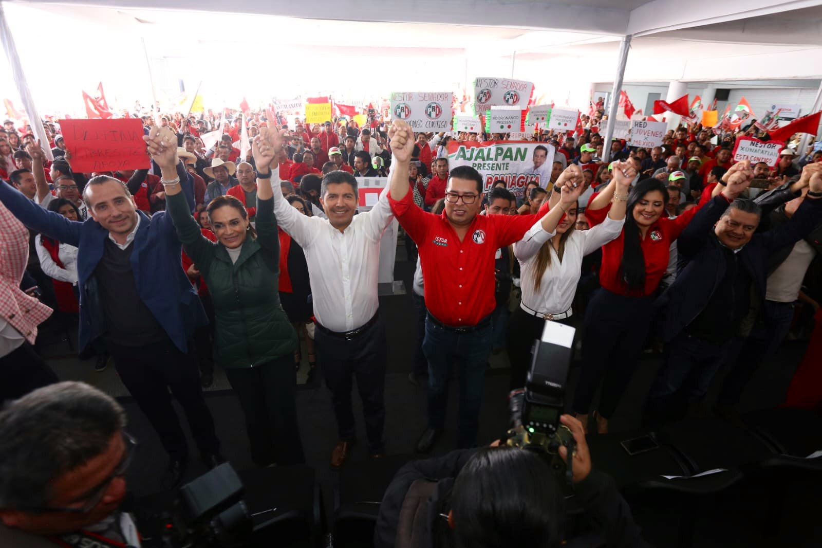 Registra PRI de Puebla a aspirantes al Senado y Congreso de la Unión