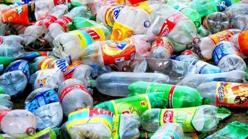 Solo el 9% de las personas recicla plasticos