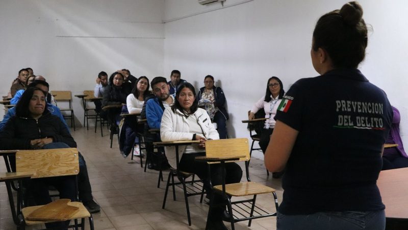 Imparte San Pedro Cholula talleres de intervención de crisis a maestros