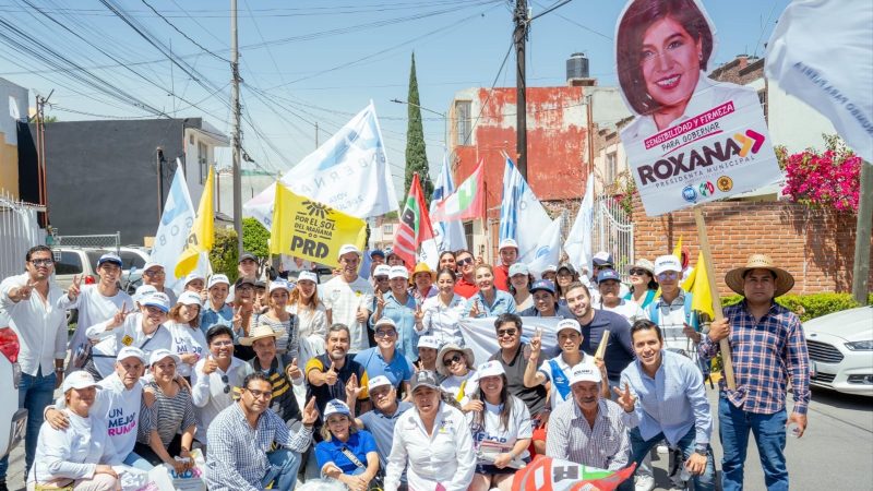 Acompaña líder del PRD en Puebla a Roxana Luna, en su camino a la alcaldía de Cholula