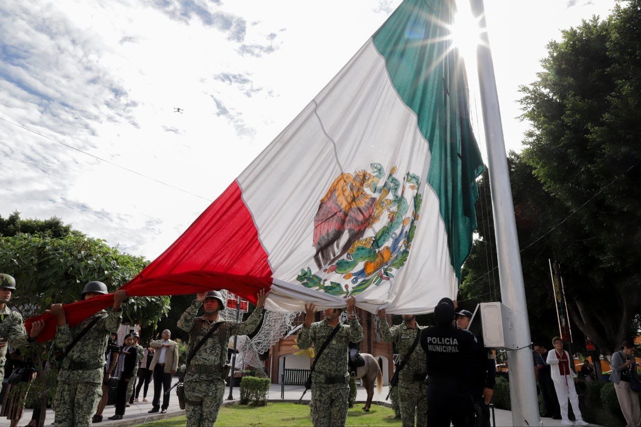 Conmemoran en San Andrés Cholula gesta heroica de los Niños Héroes de Chapultepec