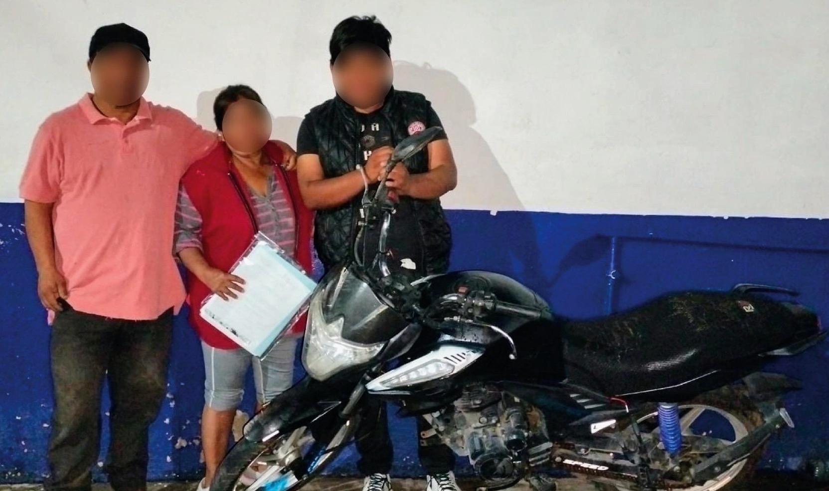 Frustran policías de San Pedro Cholula robo de motocicleta