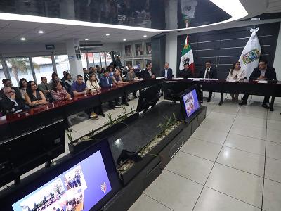 Ofrece SEP becas a docentes para Posgrados