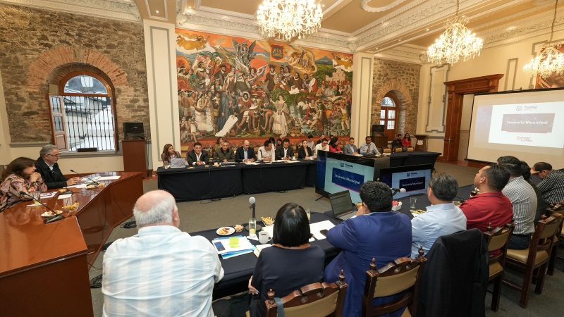 Realizan séptima mesa de trabajo para entrega-recepción en Puebla