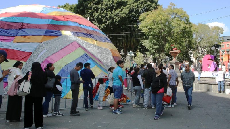 Presenta Ayuntamiento de Puebla piñata sensorial “Habla con los Reyes Magos”