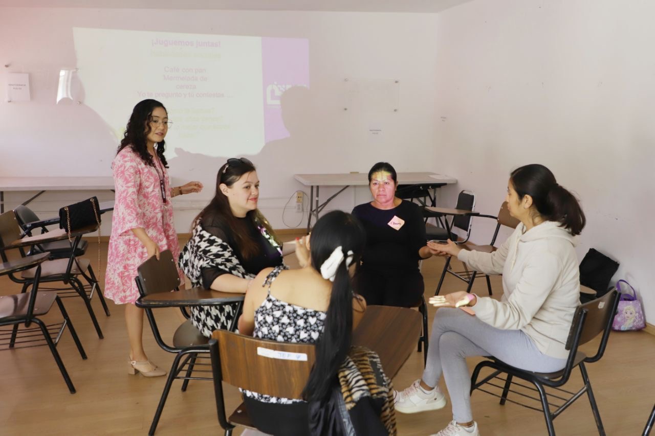 Impulsa SMDIF salud mental con taller para mujeres