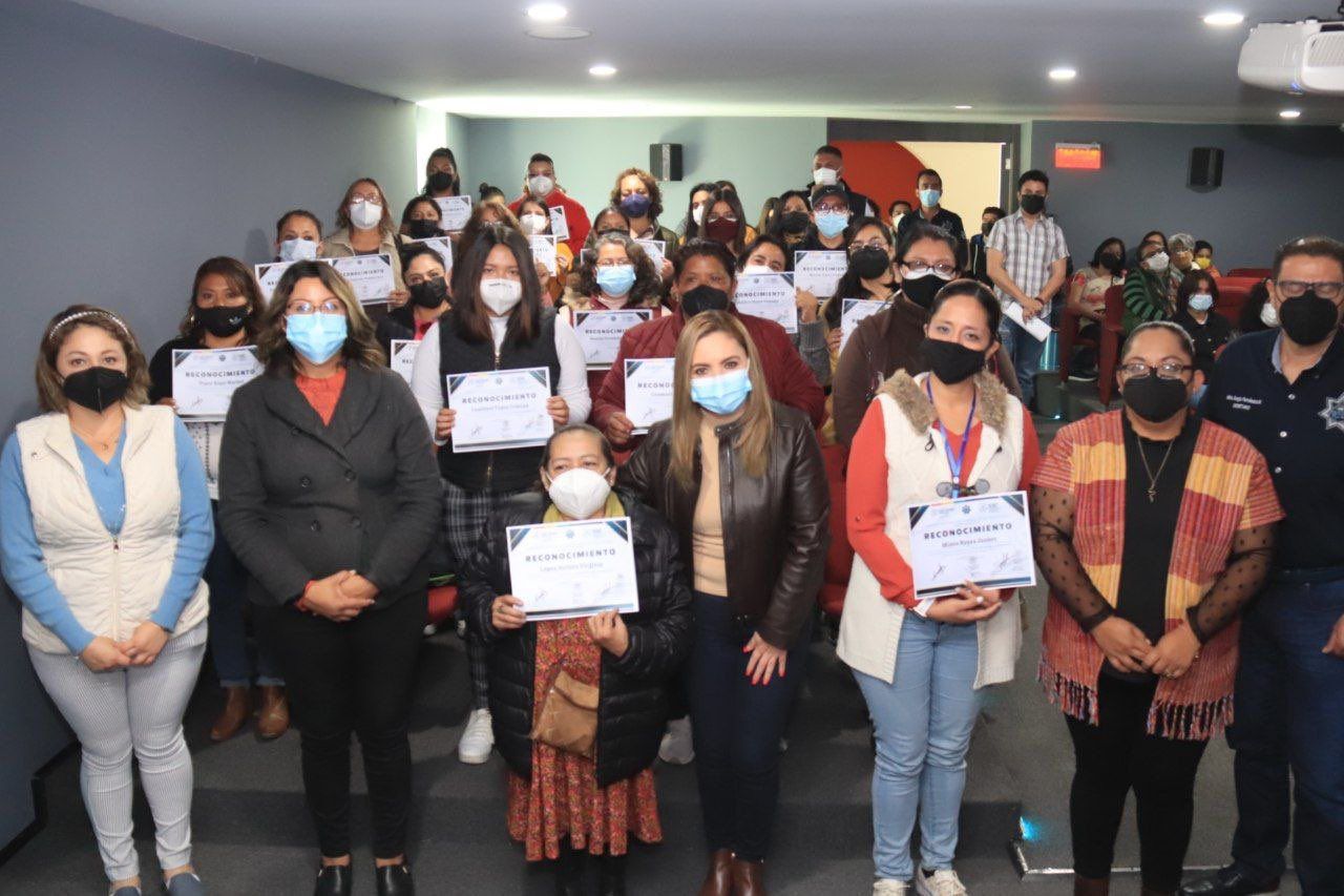 Reconoce San Pedro Cholula a participantes del curso “Manejo y Mujer Segura”