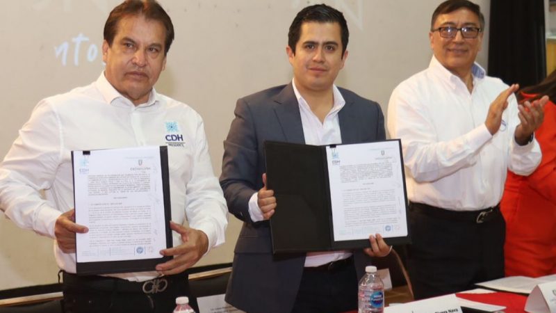 Firma alcalde de Chiganahuapan convenio con la Comisión de Derechos Humanos
