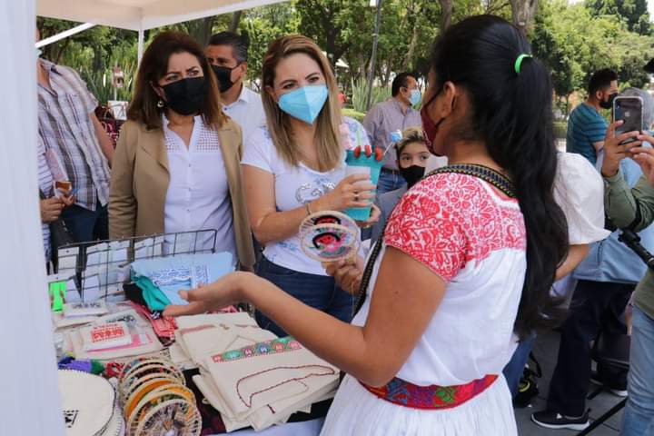 Realizan “Feria del Autoempleo para Grupos Vulnerables” en San Pedro Cholula