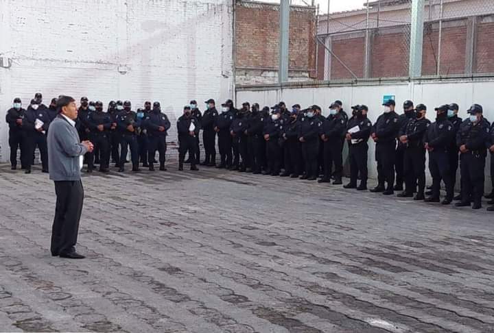 Realizan paro de labores policías de Tehuacán; piden aumento salarial