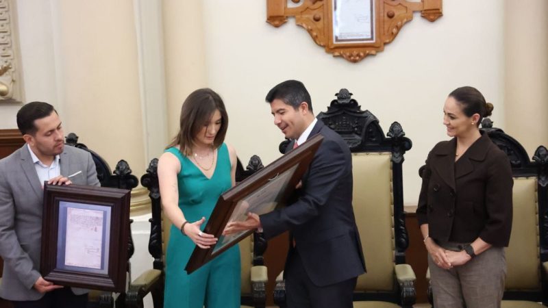 Reconoce ayuntamiento de Puebla a la atleta Mati Álvarez