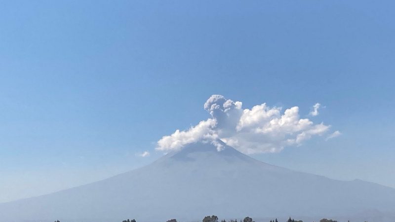 Sin riesgo actividad del Popocatépetl: SEGOB