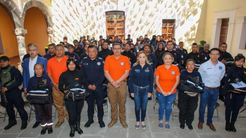 Entregan equipo de trabajo a Guardas Ciudadanos de San Pedro Cholula