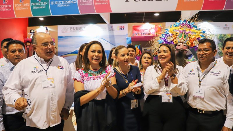 Inauguran autoridades estatales stand de Puebla en Tianguis Turístico Internacional