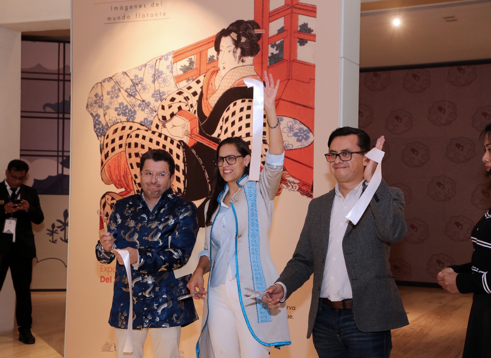 Inauguran exposición temporal “Ukiyo-e imágenes del mundo flotante”