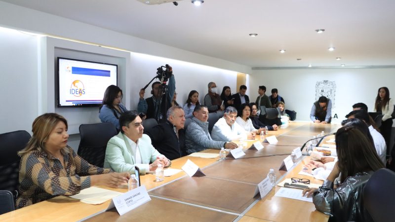 Reconoce Comisión del H. Congreso del Estado de Puebla a migrantes poblanos