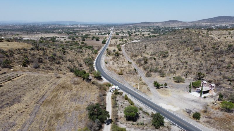 Inauguran carretera La Colorada-Ixcaquixtla