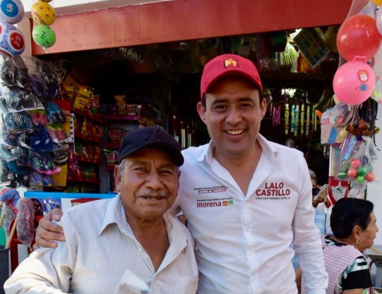 Recorre Eduardo Castillo municipios de la Mixteca en busca del apoyo ciudadano