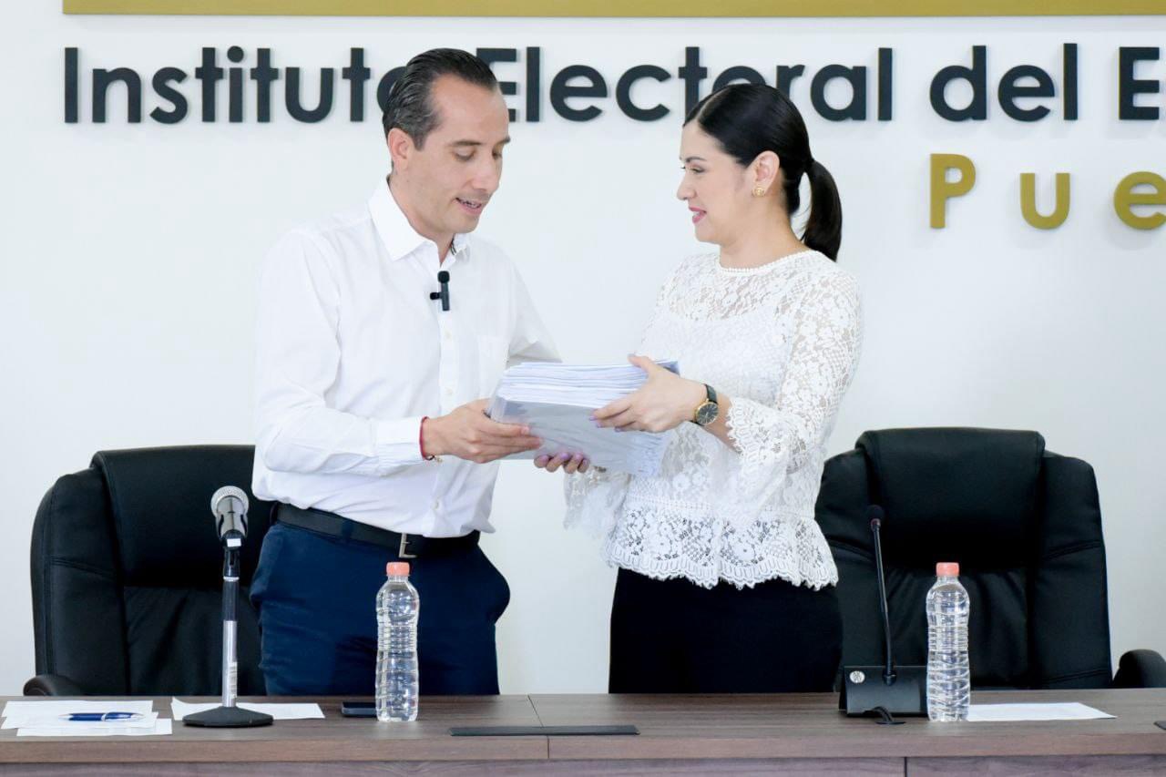 Se registra Mario Riestra para la candidatura a la Presidencia Municipal de Puebla