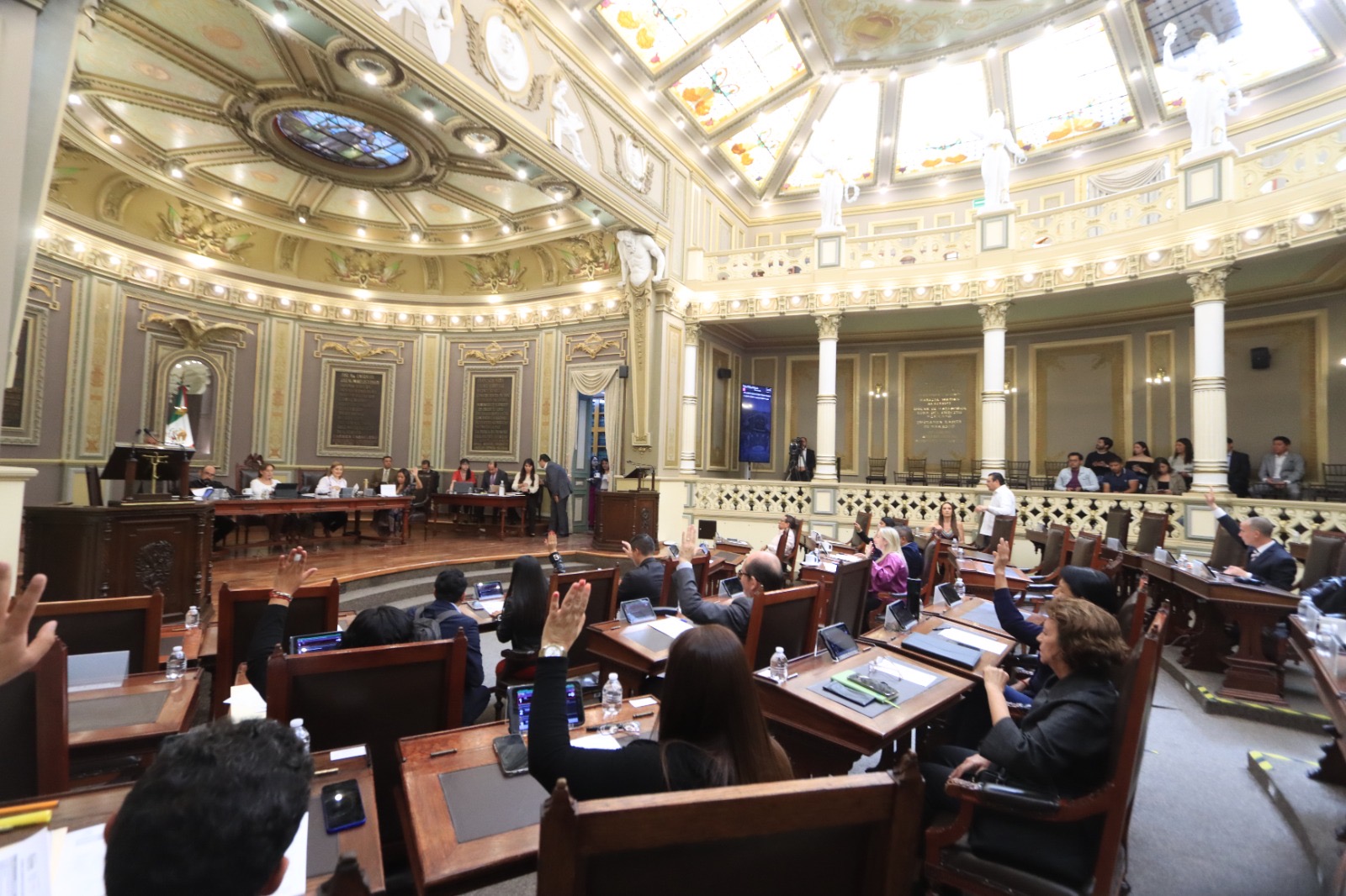 Avalan diputados de Puebla incluir a deudores alimentarios al Registro Nacional