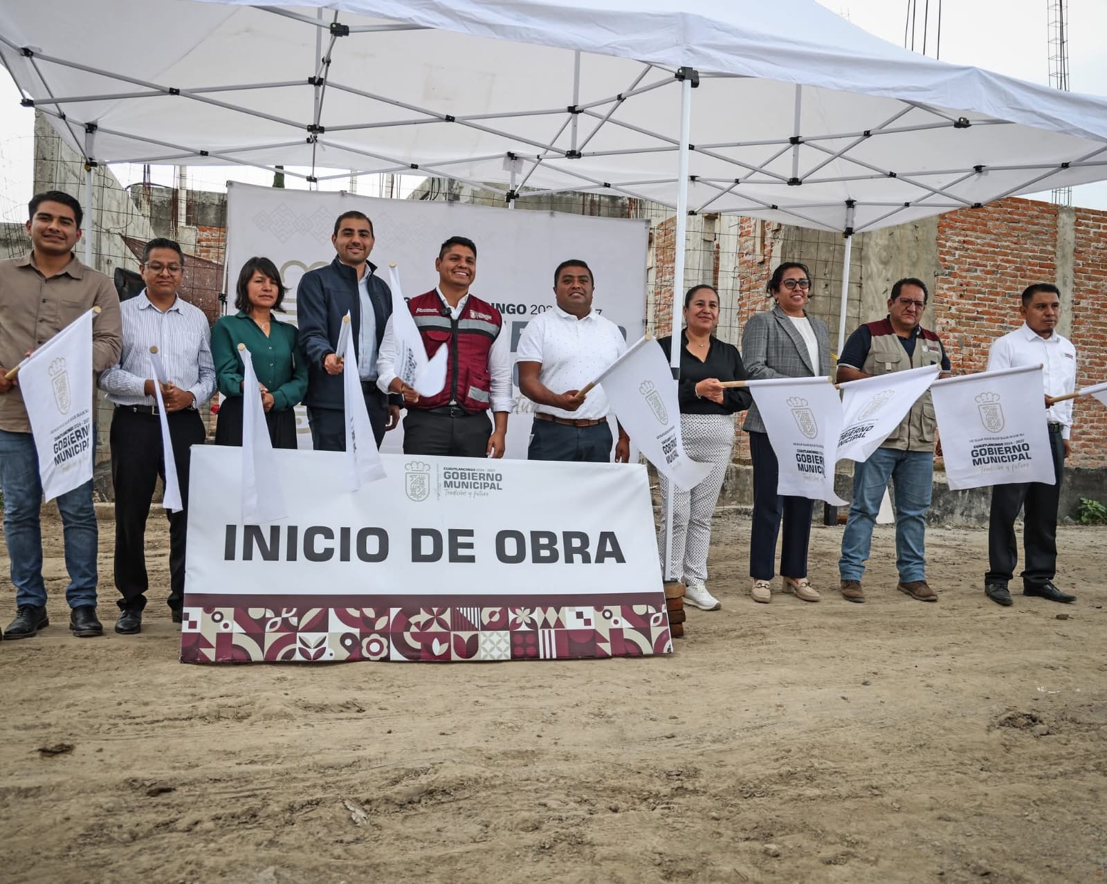 Inicia Omar Muñoz obra de infraestructuras urbana en junta auxiliar de Cuautlancingo