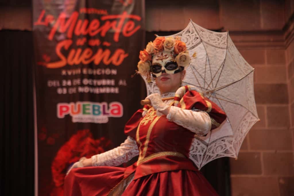 Difunden actividades de Día de Muertos en Puebla capital