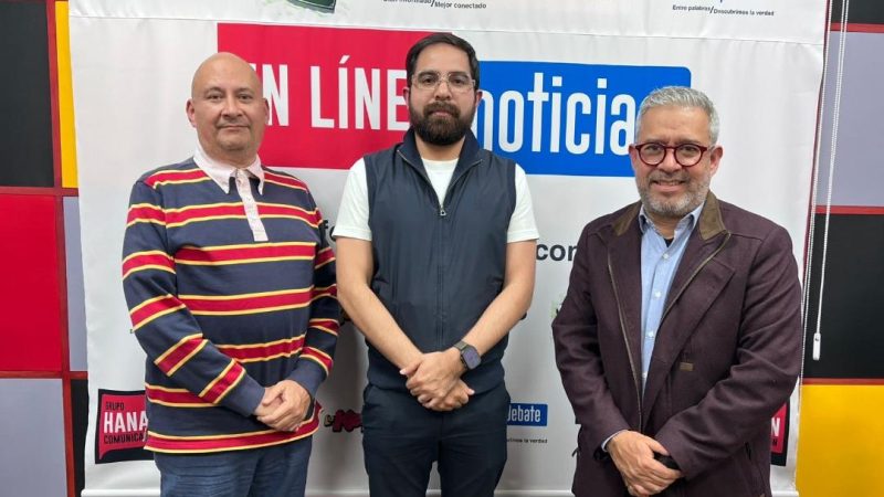 Dan energía eléctrica limpia a 800 escuelas que carecían de luz