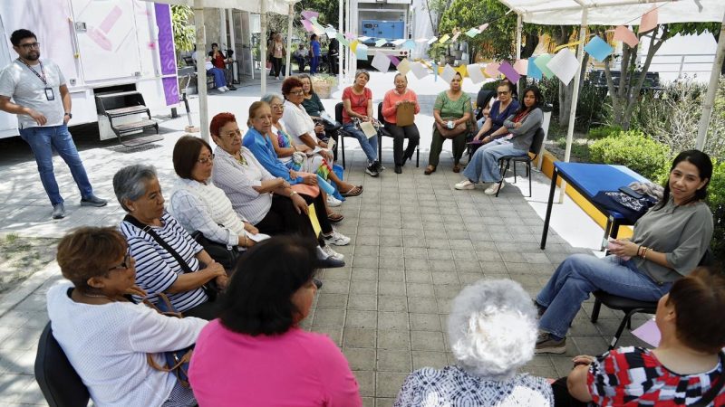 Realiza DIF municipal de Puebla círculos de lectura para adultos mayores