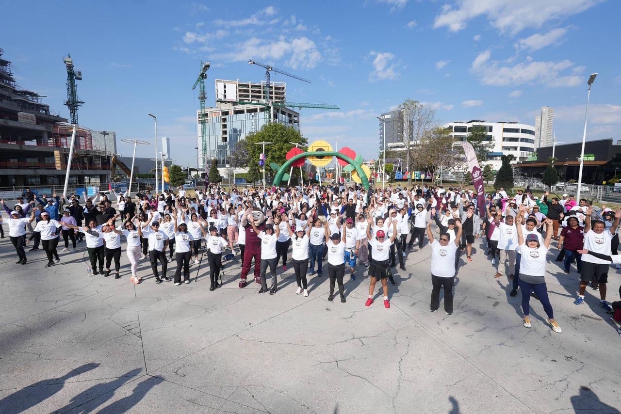 Realizan jornada masiva de activación física en la ciudad de Puebla