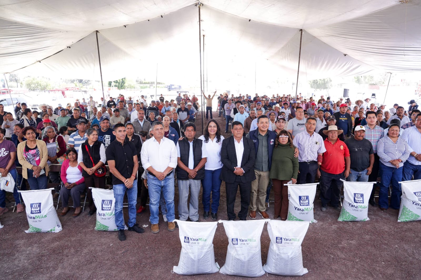 Avanza entrega de apoyos agrícolas a productores de San Andrés Cholula