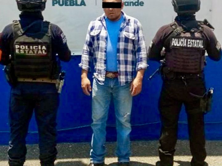 Detienen a hombre con cargamento irregular de madera en colonia al sur de Puebla
