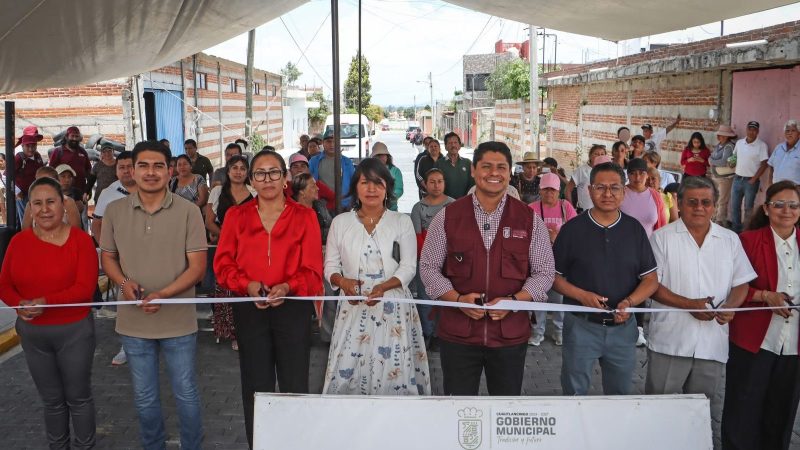 Con obra integral, mejora Cuautlancingo infraestructura urbana en Almecatla